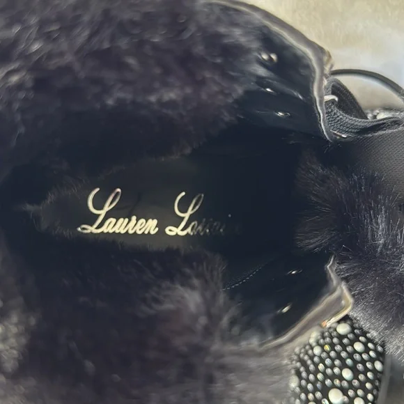 LAUREN LORRAINE PEARL-AND RHINESTONE FUR HEELED BOOTIE SIZE 6 - Picture 7 of 9
